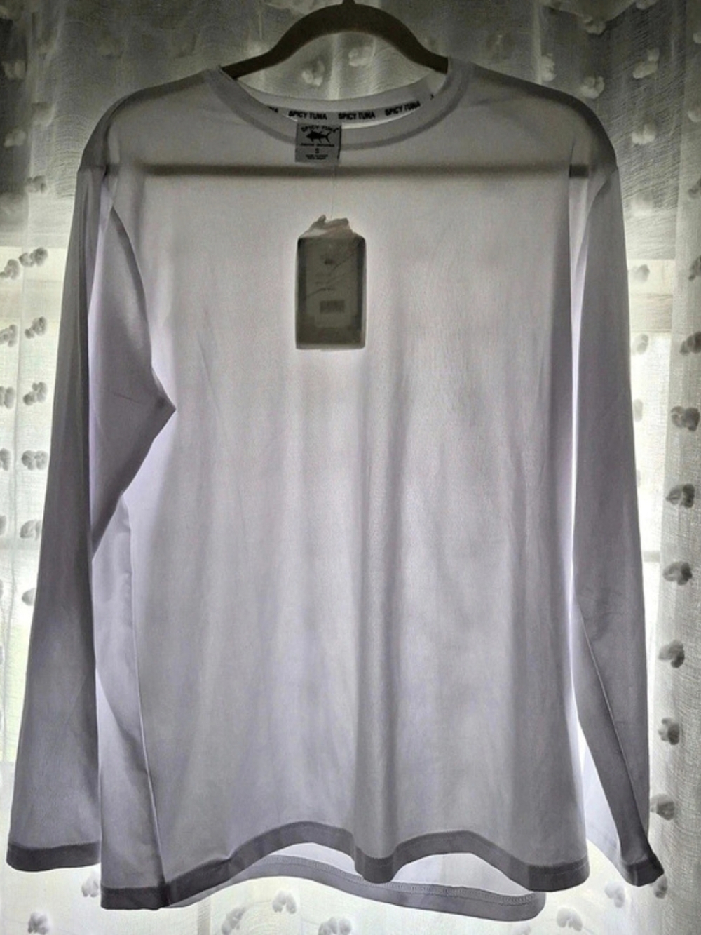 Spicy Tuna Vintage Tee Long Sleeve White Size Small NWT
